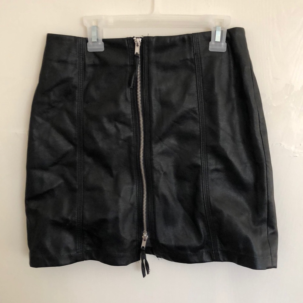 Leather skirt
